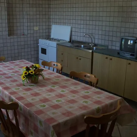 Holiday home Villeriunite *